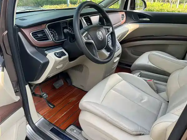 Buick GL8 2018