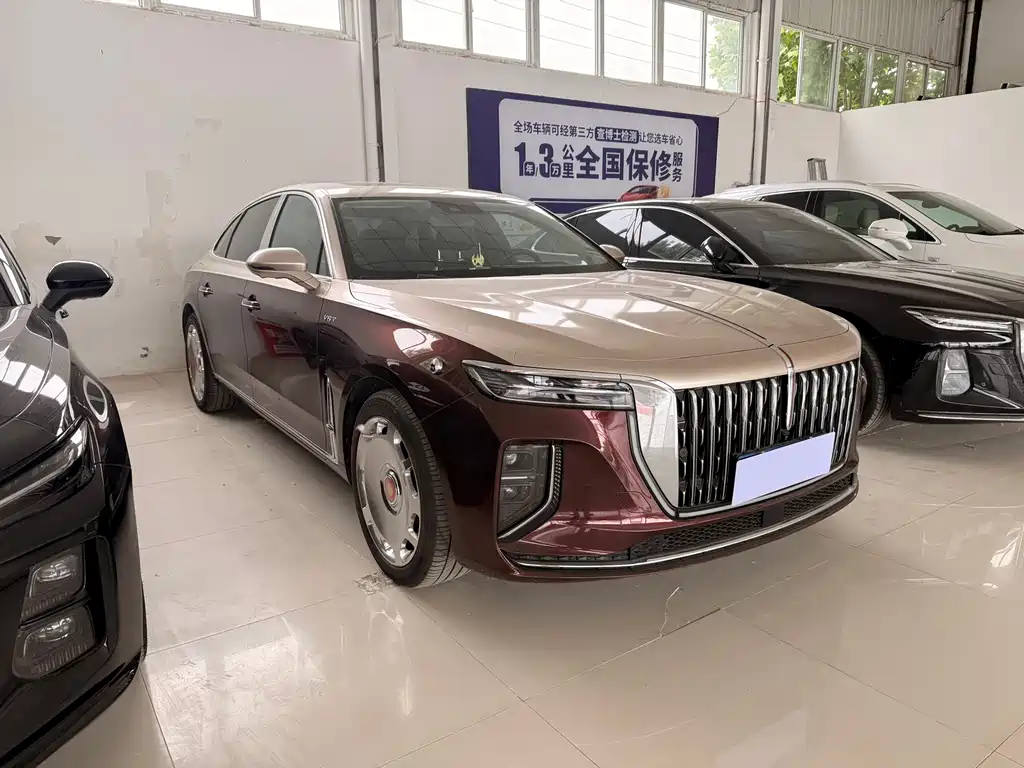Hongqi H9 2025 — фото 3