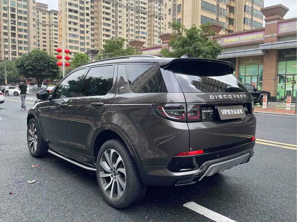 Land Rover Discovery Sport 2022 — фото 9