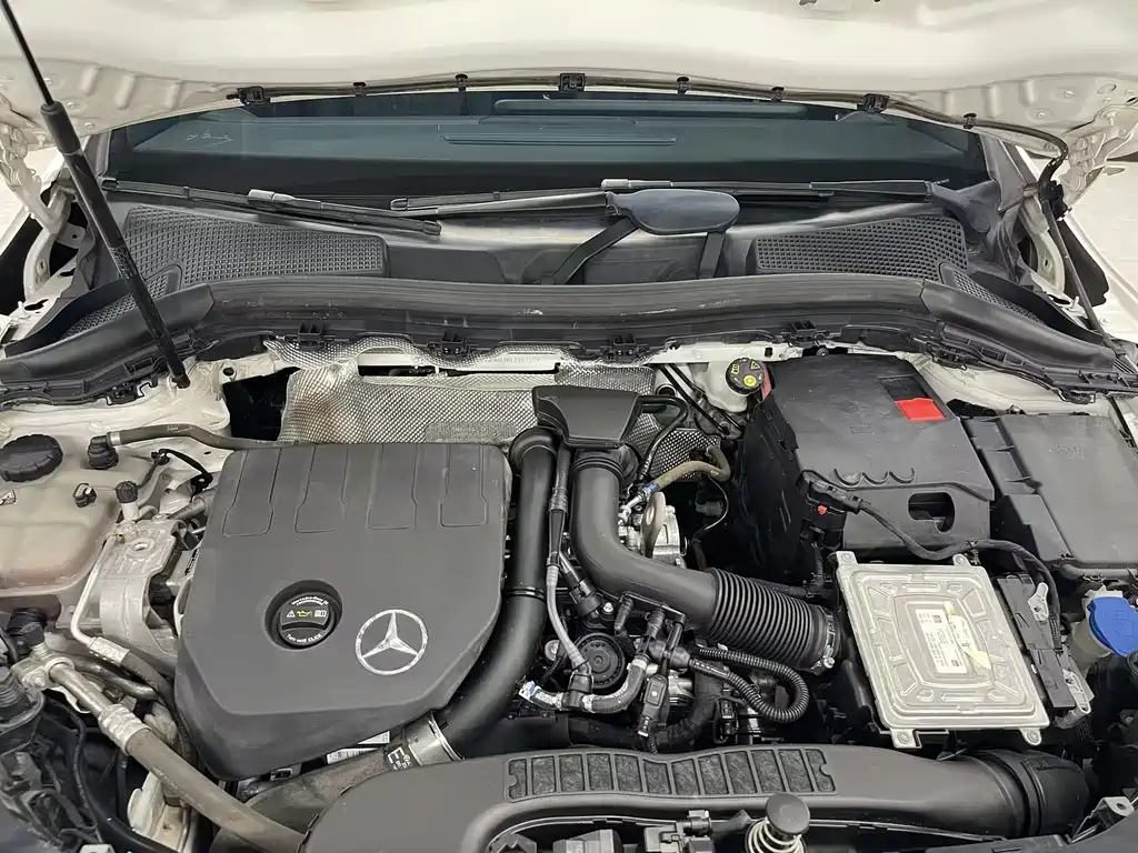 Mercedes-Benz GLA 2021 — фото 15