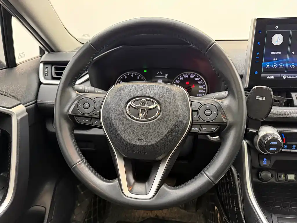 Toyota Wildlander 2022 — фото 12