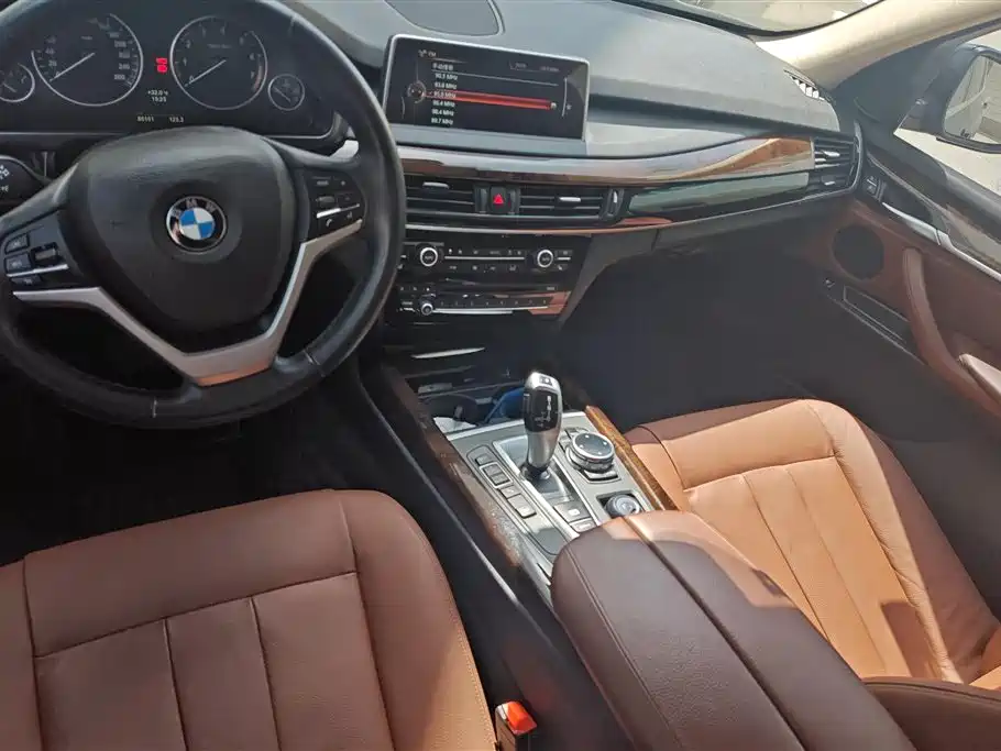 BMW X5 2014 — фото 16
