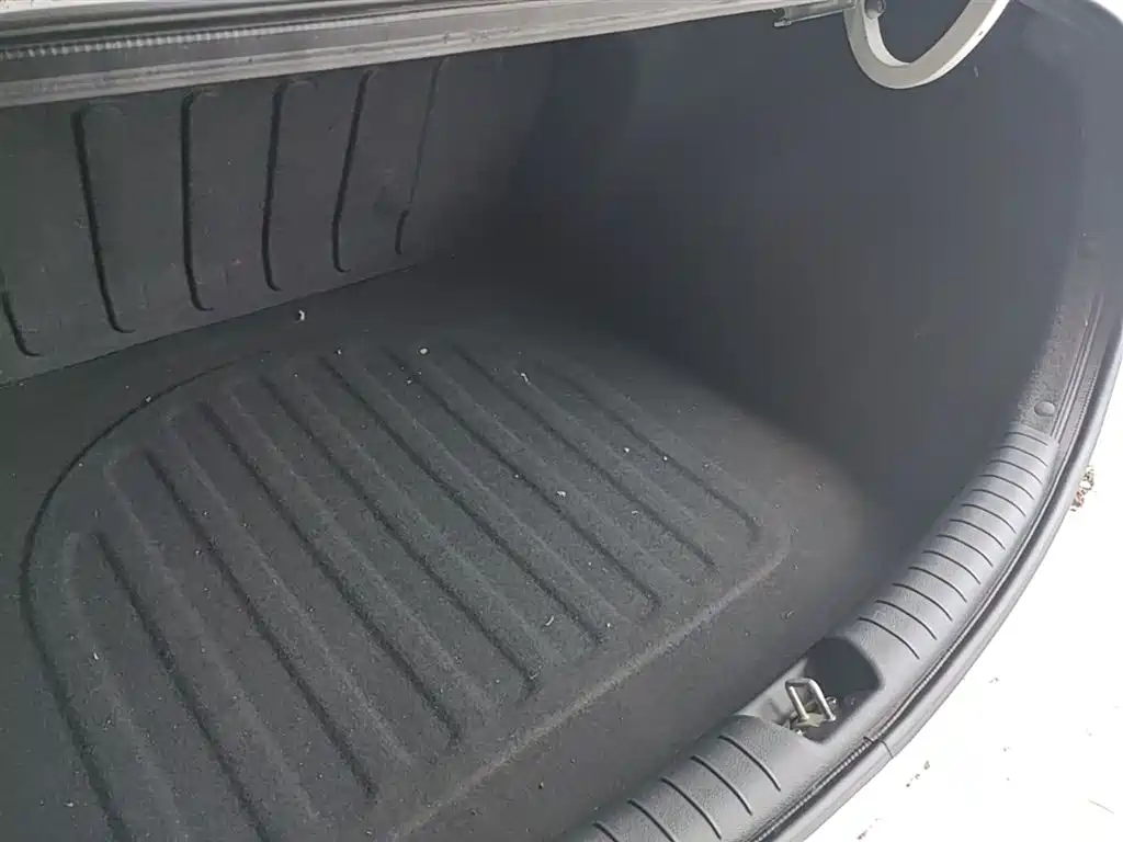 Hyundai Verna 2018 — фото 19