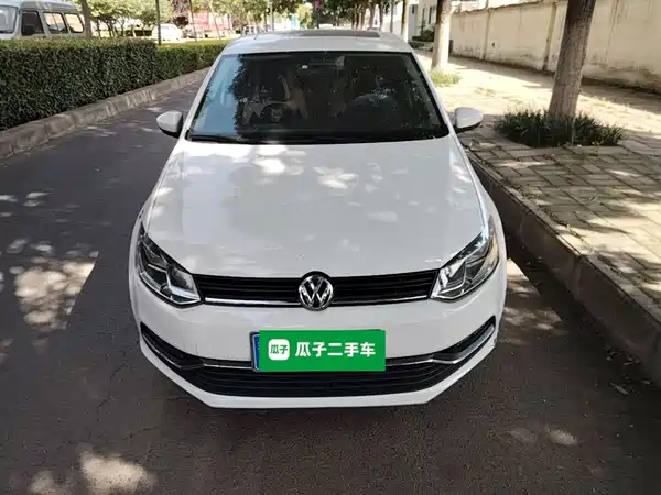 Volkswagen Polo 2016
