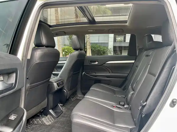 Toyota Highlander 2017