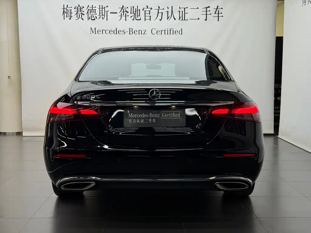 Mercedes-Benz E-Class 2023 — фото 13