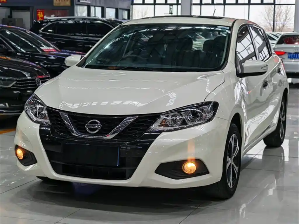 Nissan Tiida 2019 — фото 1