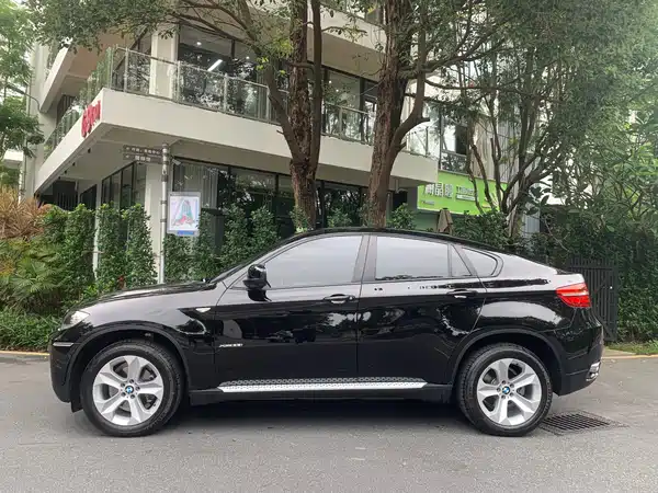 BMW X6 2013