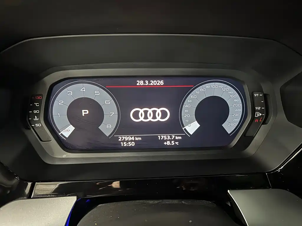 Audi A3 2023 — фото 11