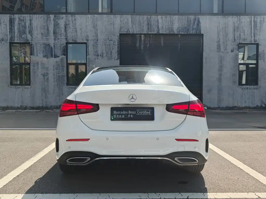 Mercedes-Benz A-Class 2023 — фото 10