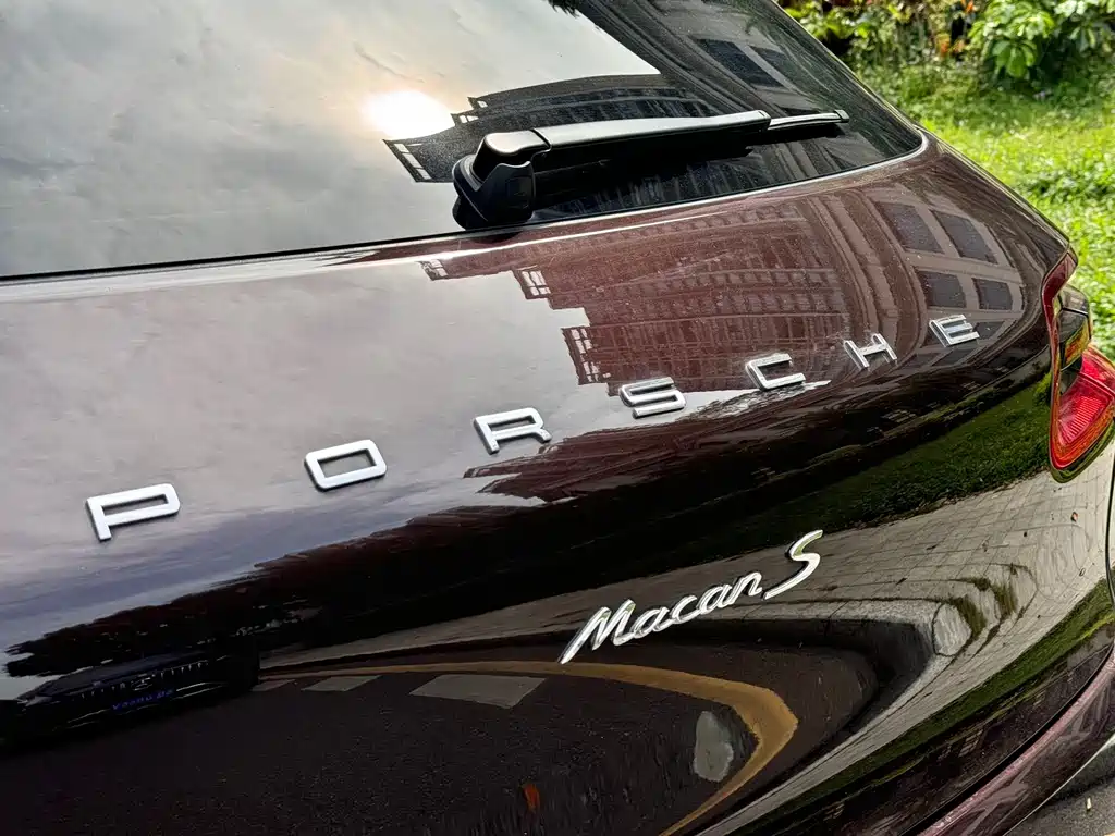 Porsche Macan 2018 — фото 19