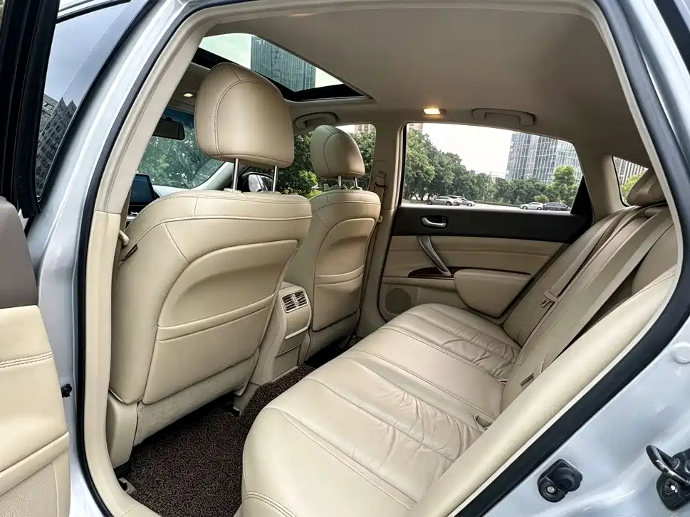 Nissan Teana 2012