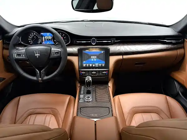 Maserati Quattroporte 2018