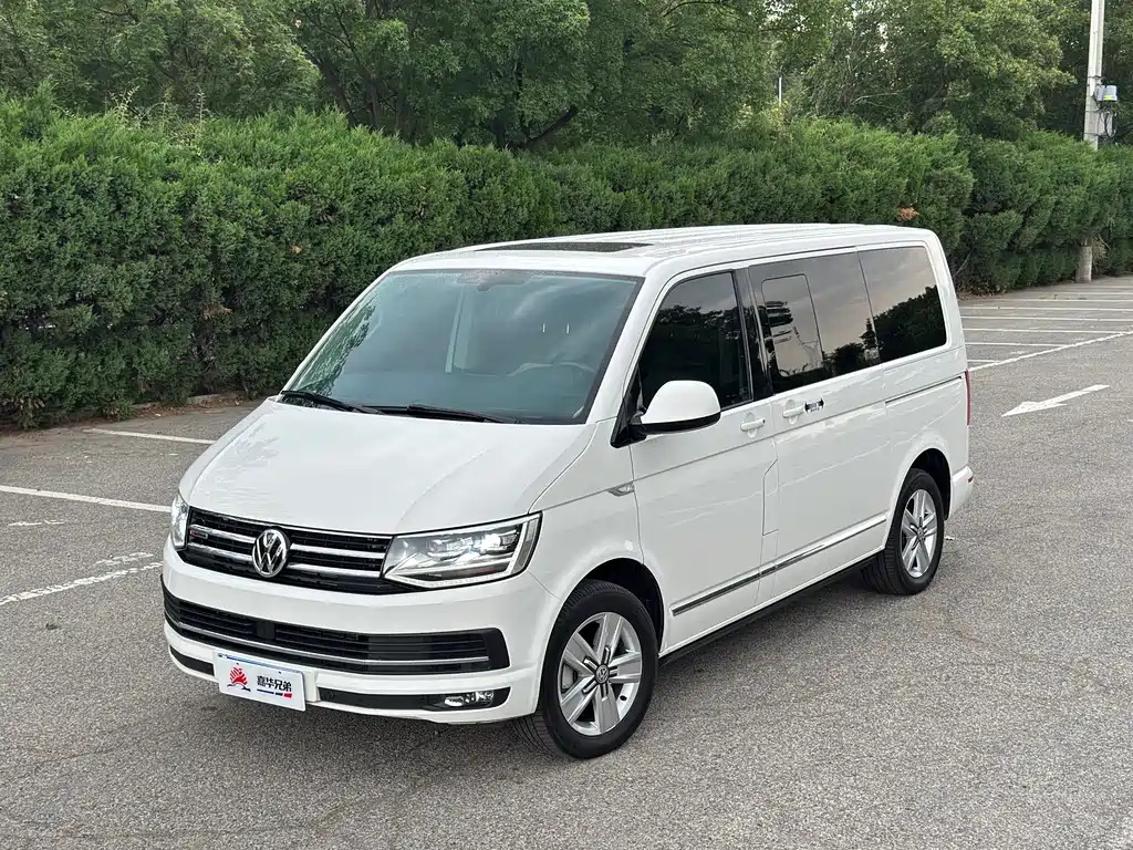 Volkswagen Multivan 2017 — фото 3