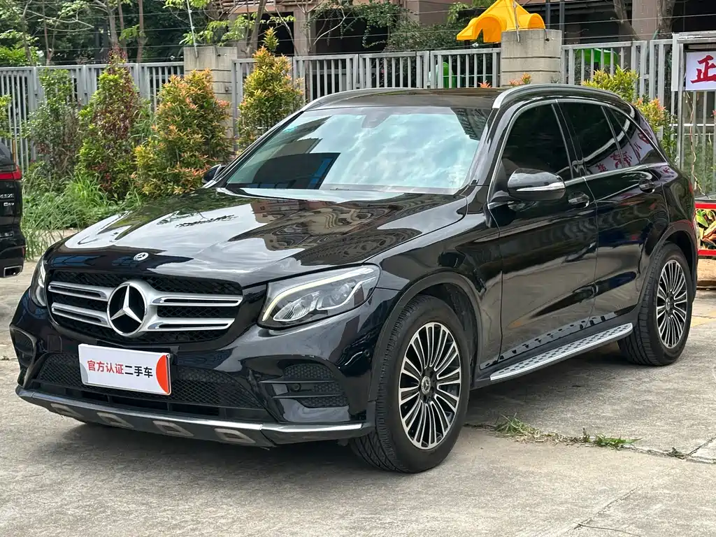 Mercedes-Benz GLC 2017 — фото 1