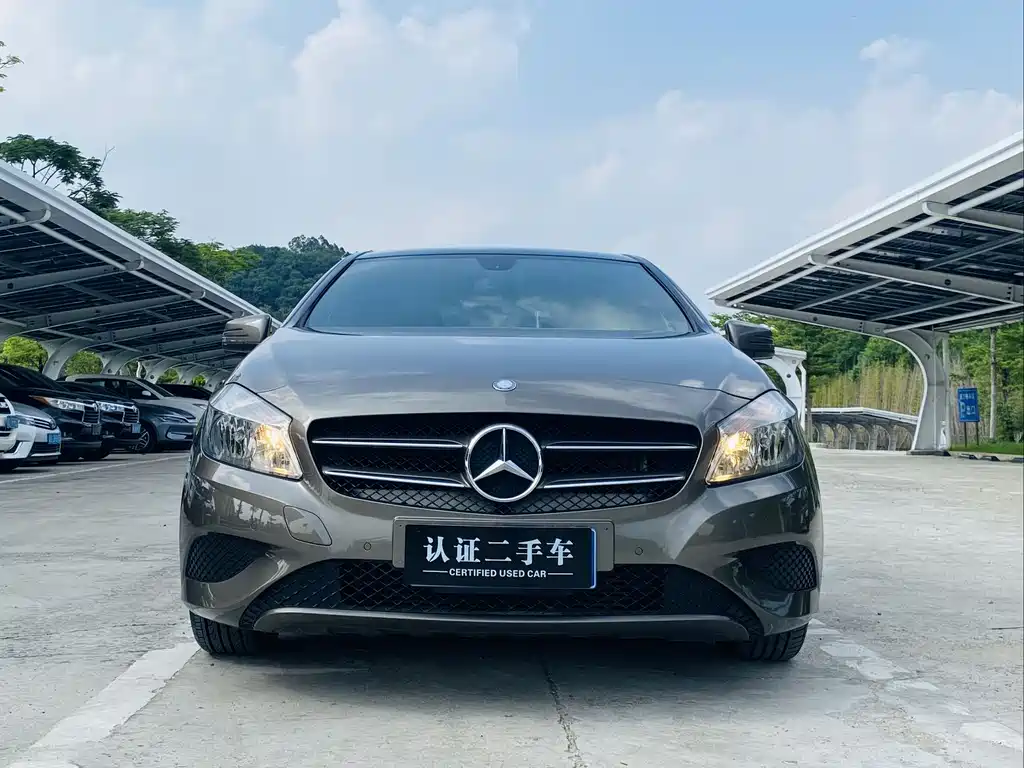 Mercedes-Benz A-Class 2015