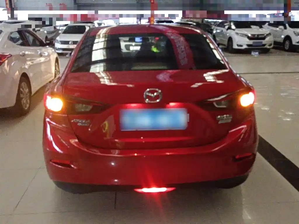 Mazda 3 Axela 2017 — фото 6