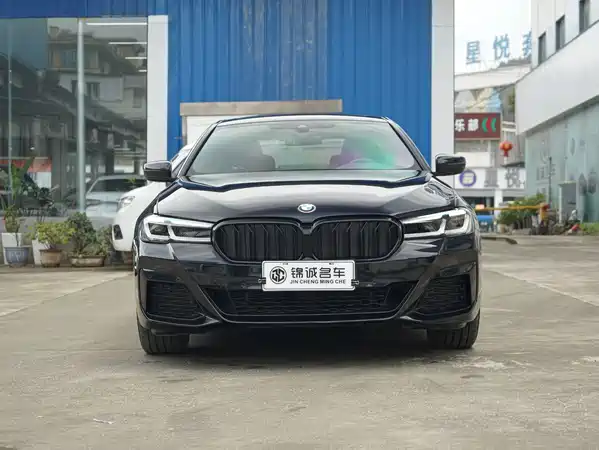 BMW 5 Series 2023