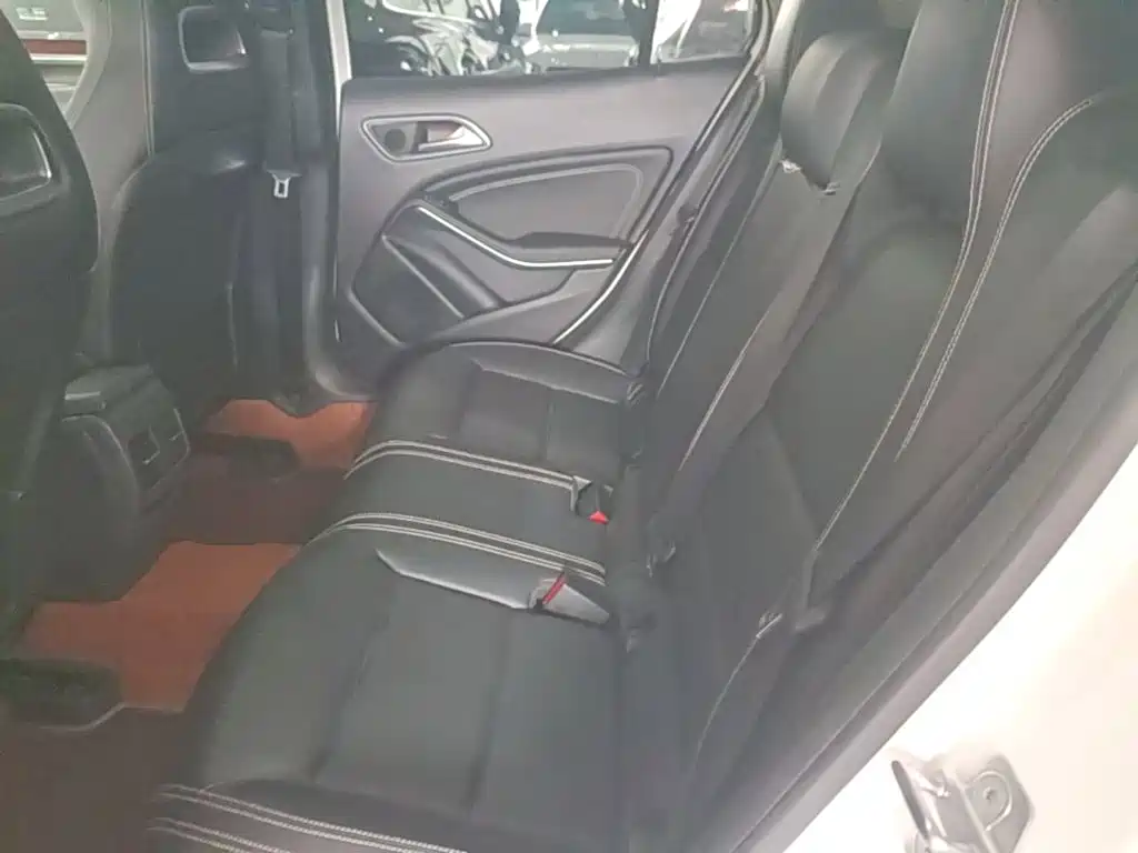 Mercedes-Benz GLA 2019 — фото 17