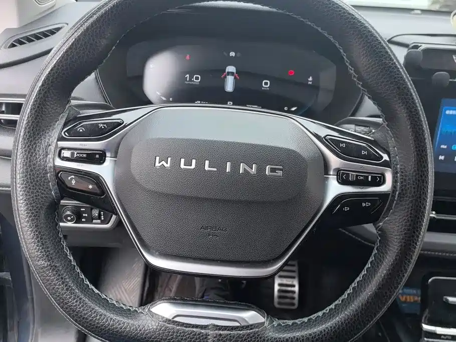 Wuling Victory 2021 — фото 15