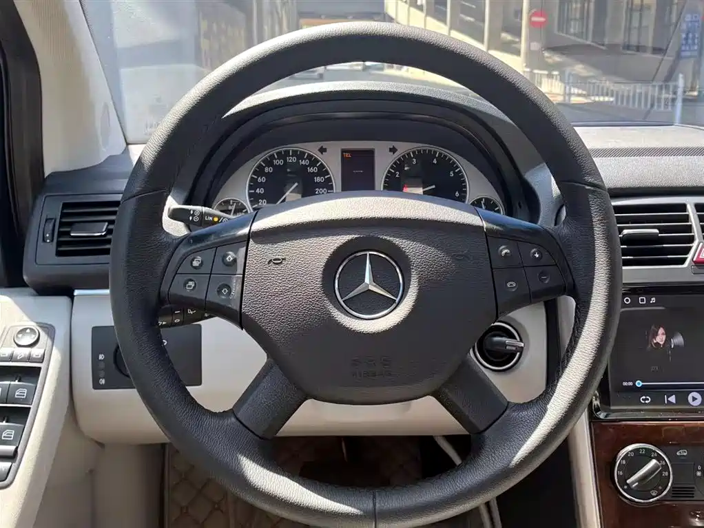 Mercedes-Benz B-Class 2010 — фото 12