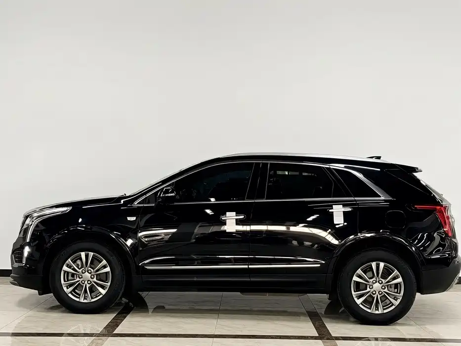 Cadillac XT5 2021 — фото 3