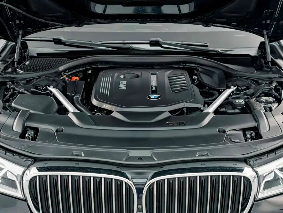 BMW 7 Series 2019 — фото 27