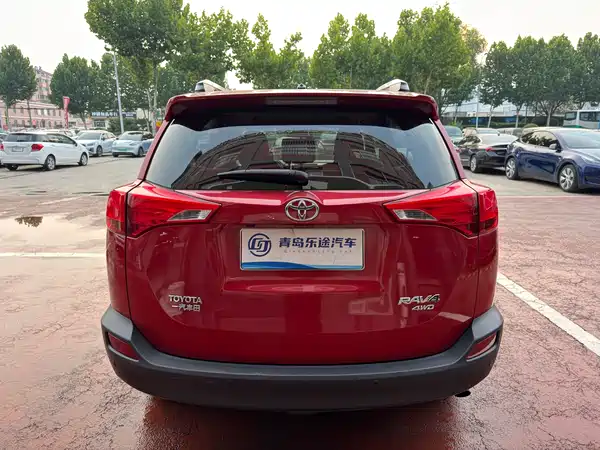 Toyota RAV4 2013