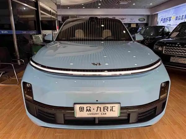Li Auto L8 2024