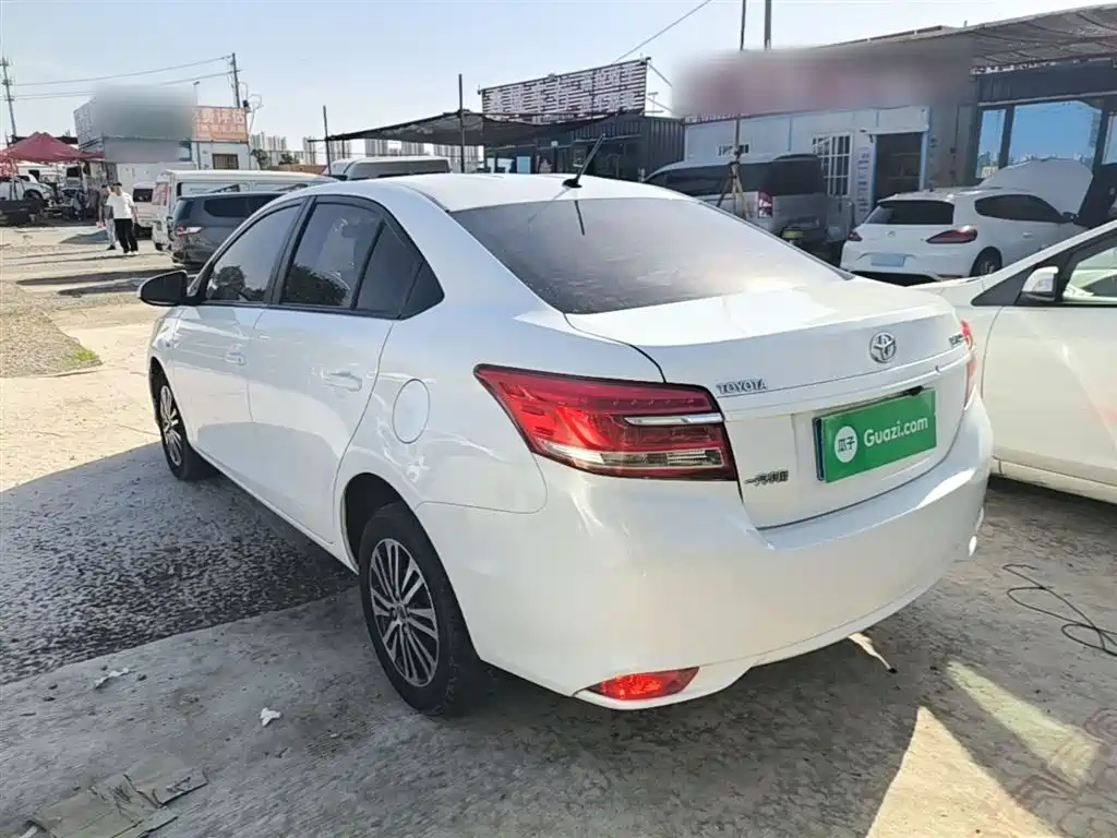 Toyota Vios 2017 — фото 5
