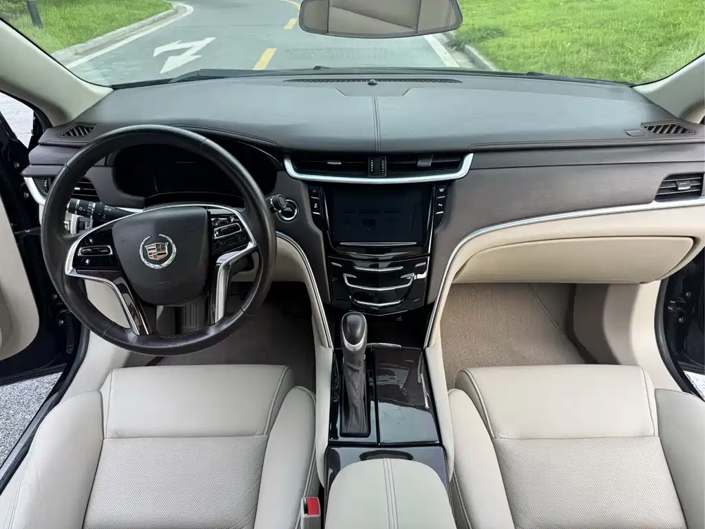 Cadillac XTS 2015 — фото 7