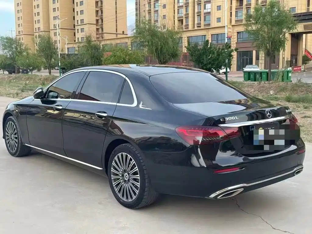 Mercedes-Benz E-Class 2017