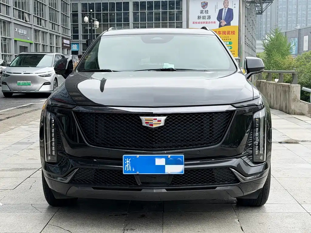 Cadillac XT5 2024 — фото 2