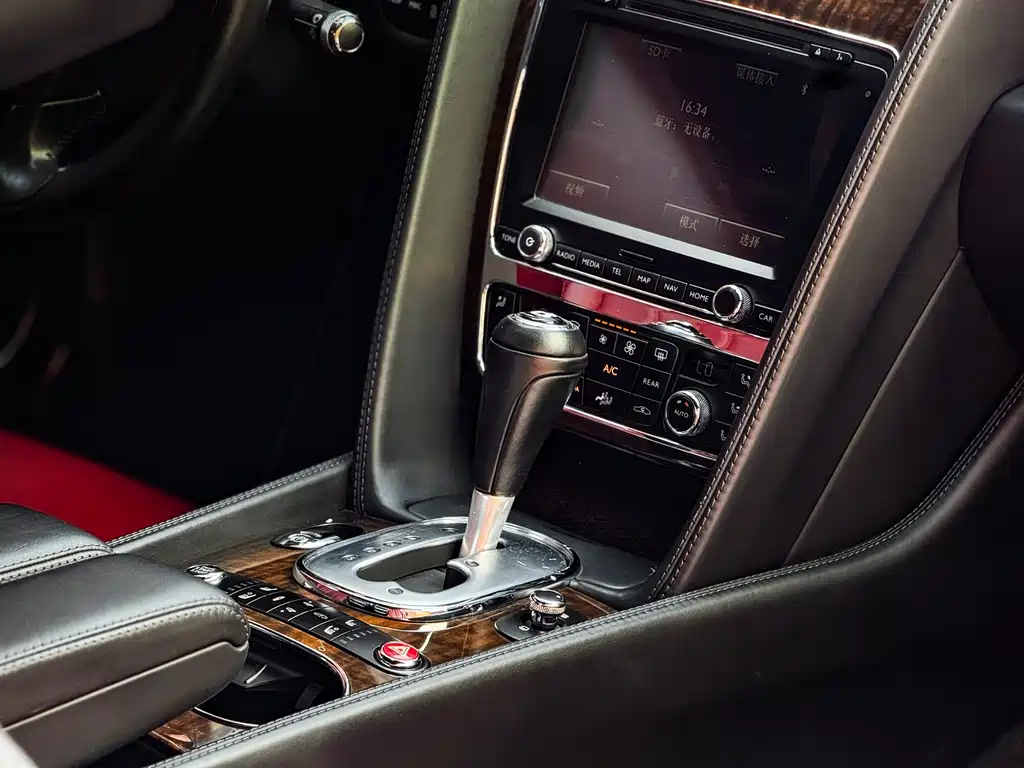 Bentley Continental 2014 — фото 16