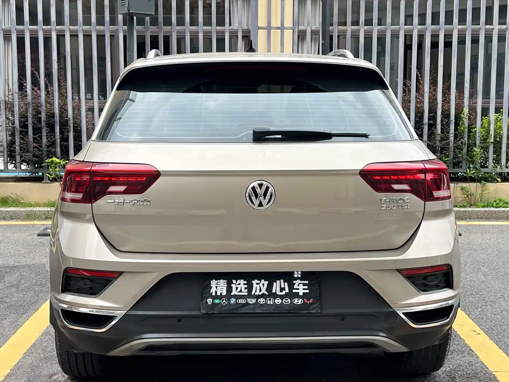 Volkswagen T-Roc 2019