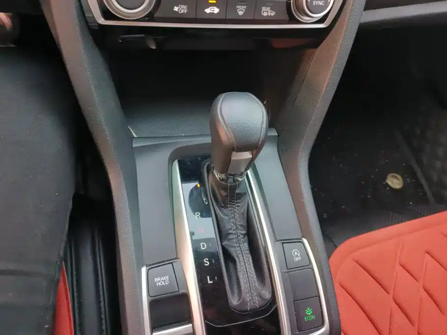 Honda Civic 2020 — фото 16