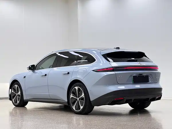 NIO ET5T 2023