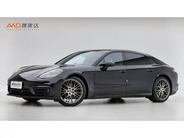 Porsche Panamera 2024
