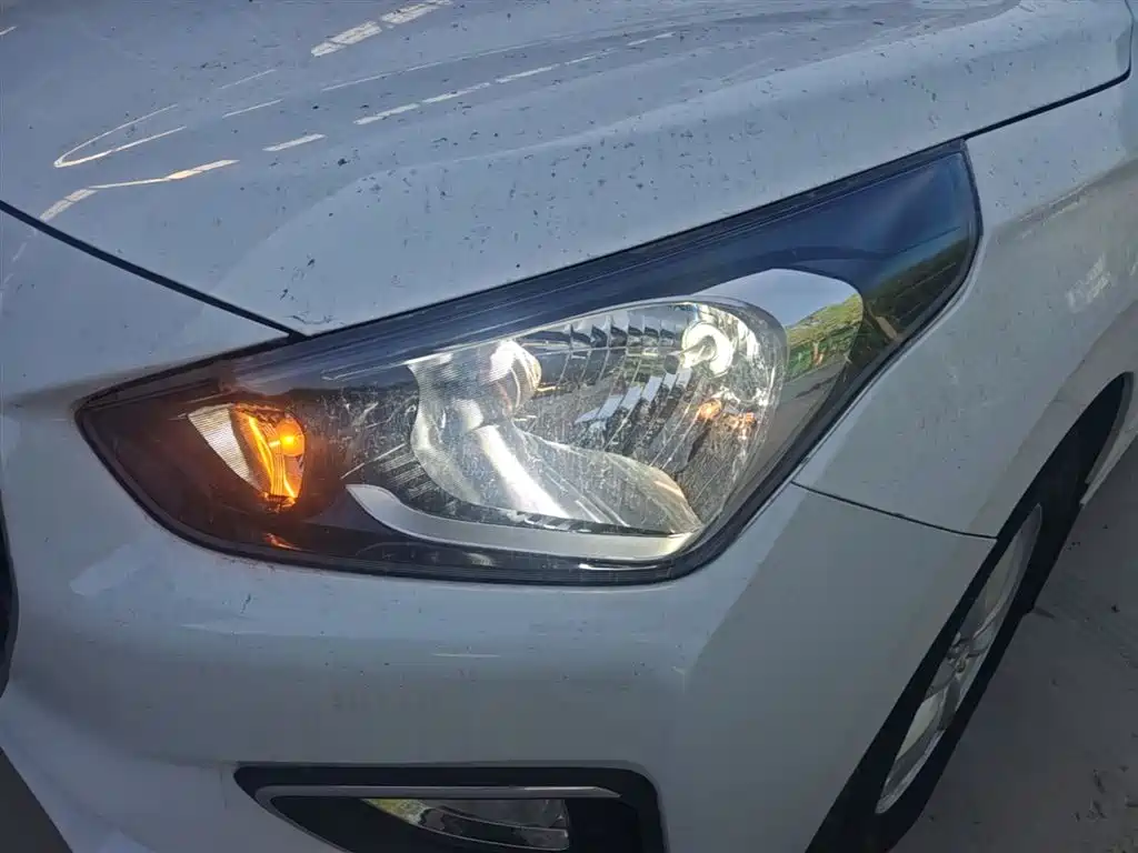 Hyundai Verna 2019 — фото 24