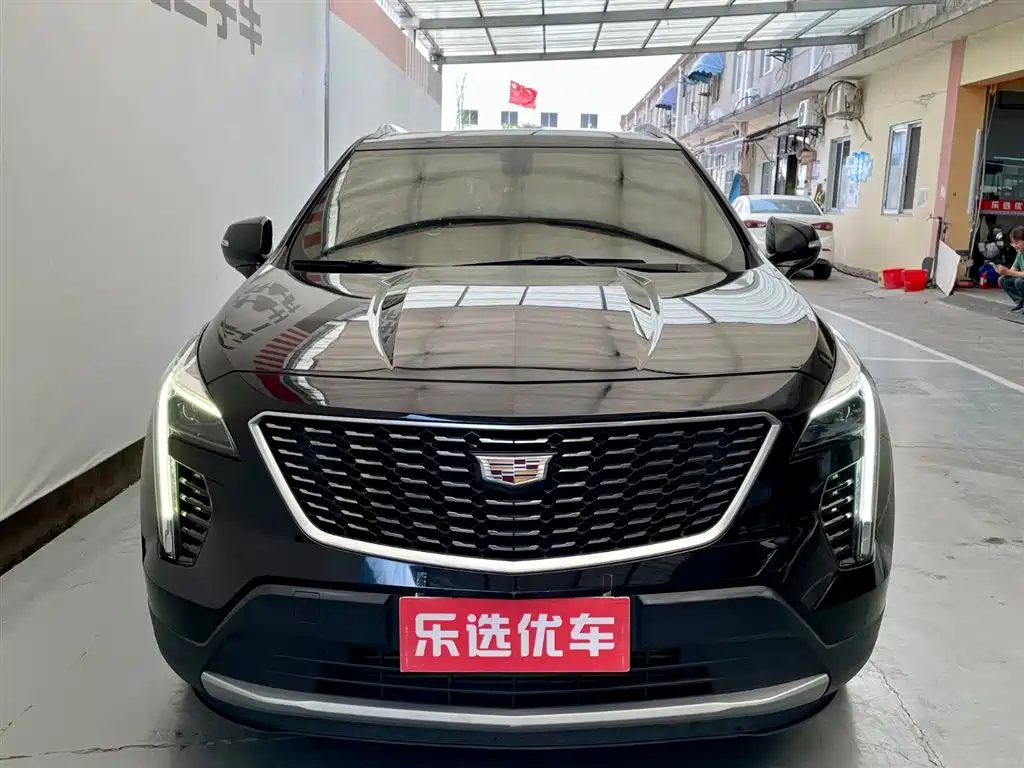 Cadillac XT4 2020 — фото 2