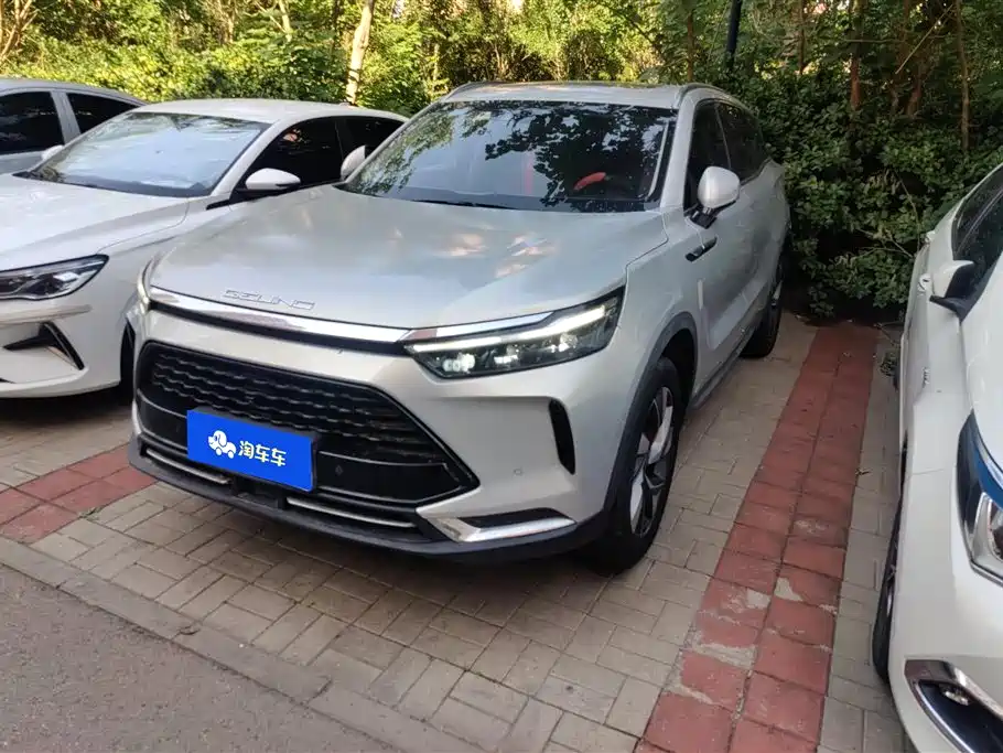 BAIC X7 2021