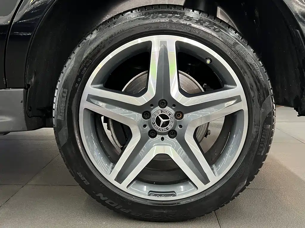 Mercedes-Benz GLE 2018 — фото 12