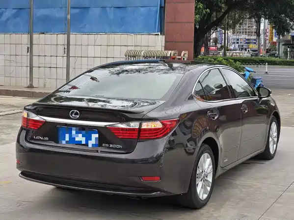Lexus ES 2013