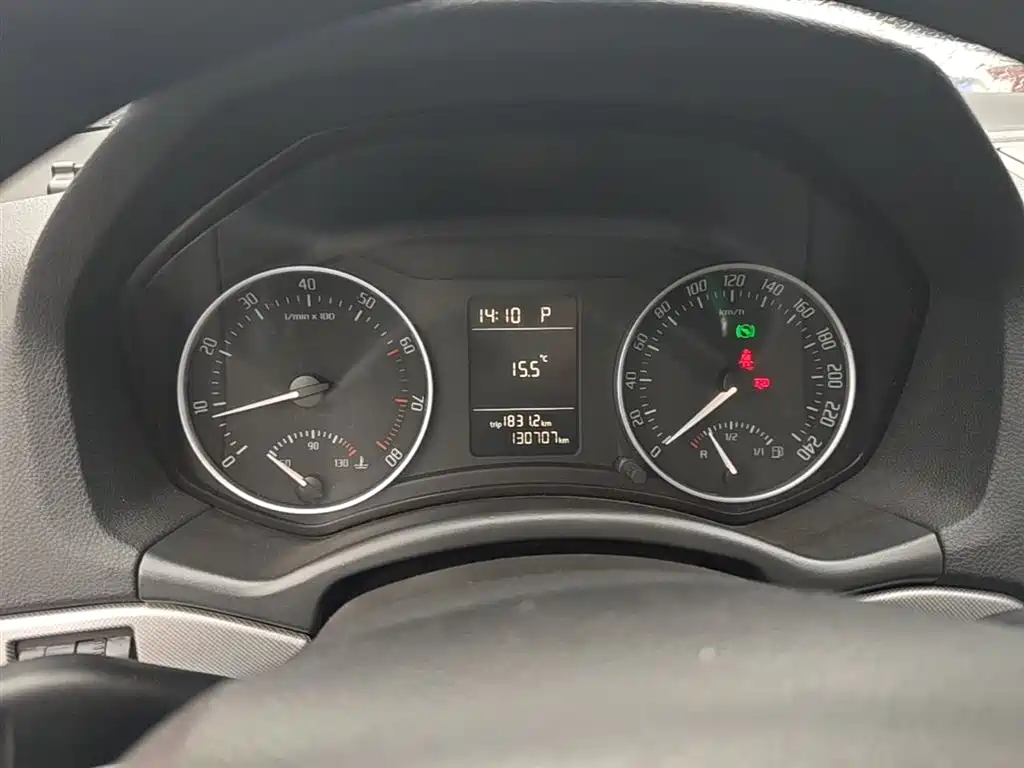 Skoda Octavia 2014 — фото 12