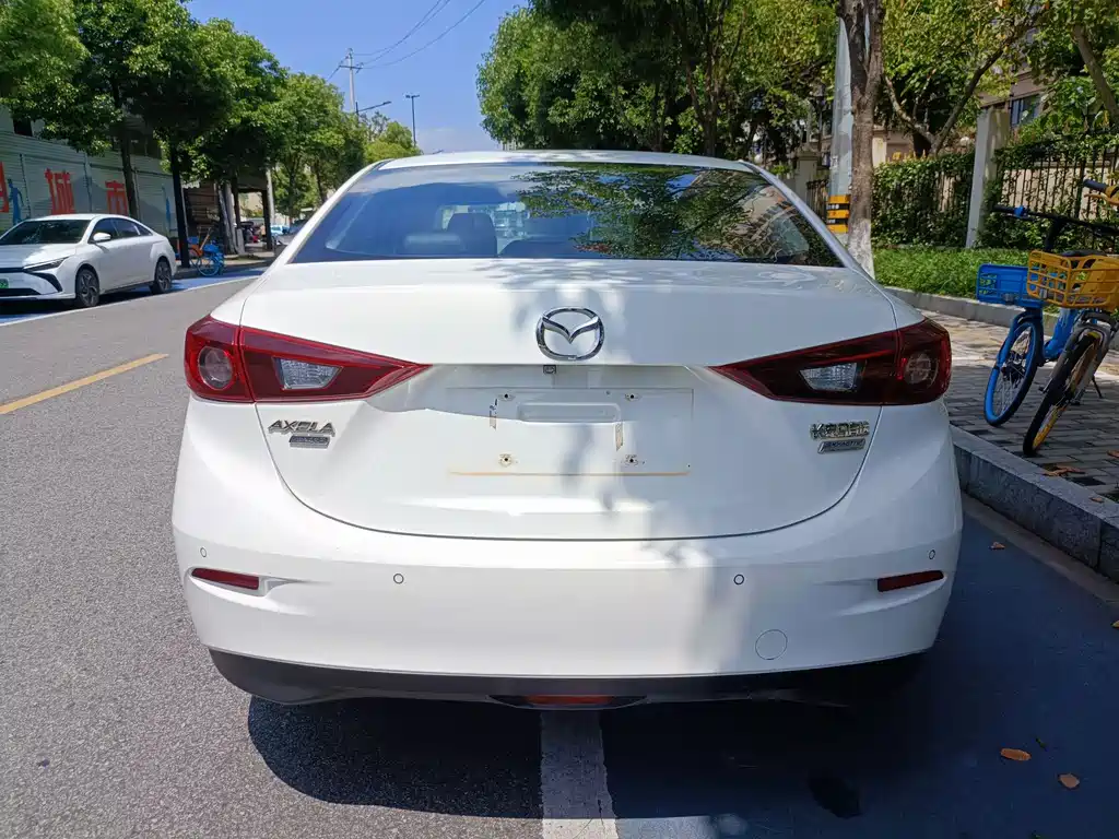 Mazda 3 Axela 2017