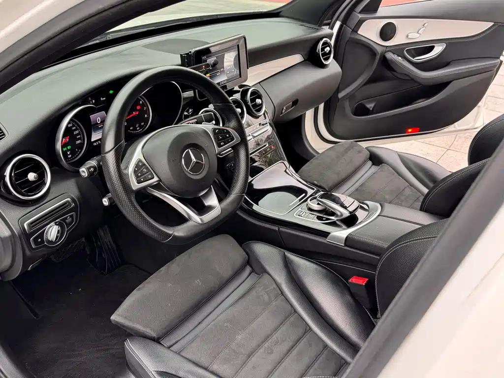 Mercedes-Benz C-Class 2017 — фото 11