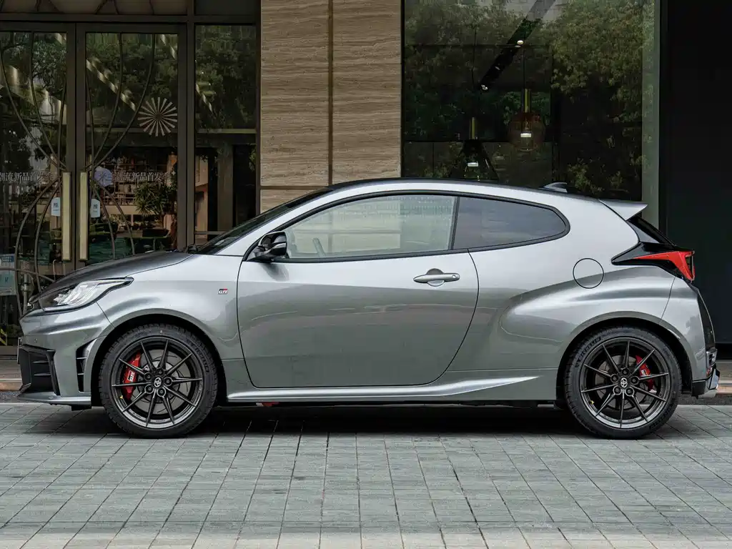 Toyota GR YARIS 2026 — фото 4