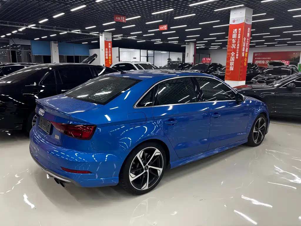 Audi S3 2019 — фото 7