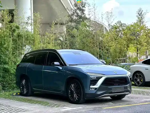 NIO ES8 2019