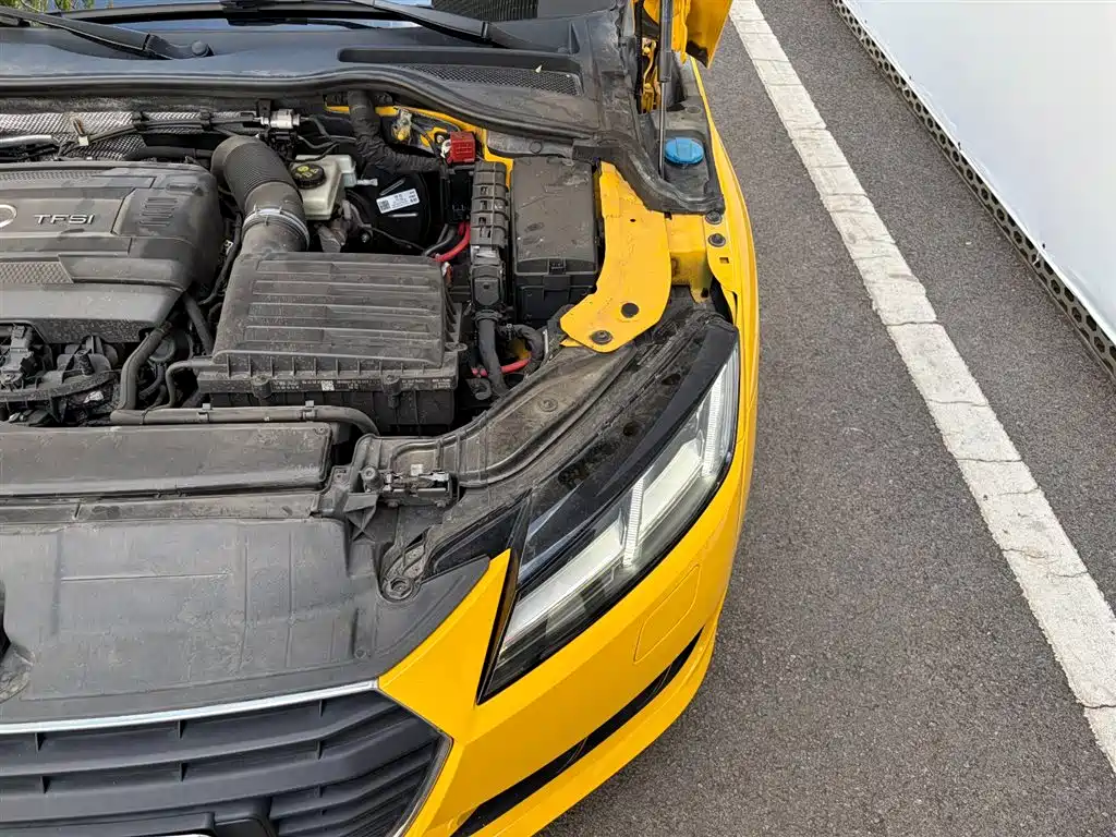 Audi TT 2017 — фото 27